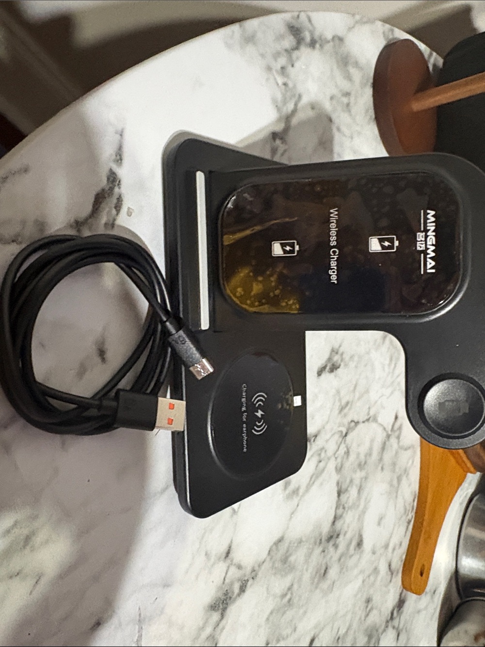 MINGMAI Y010 3-in-1 Wireless Charging Station – Phone, Watch & Earbuds